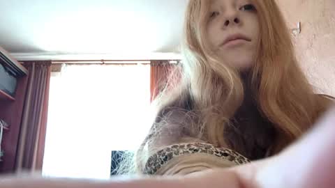 Kate online show from 04-01-26, 01:17