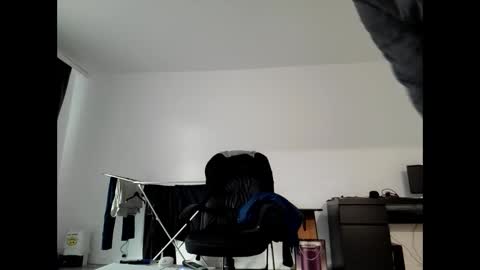 Snapshot of gescos chatting on 01-10-25, 07:14 gescos online show from 01-10-25, 07:14