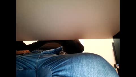 Snapshot of gescos chatting on 01-14-25, 05:23 gescos online show from 01-14-25, 05:23