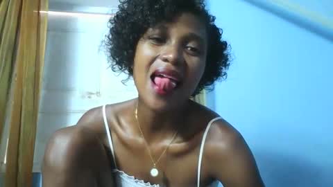 gggloria online show from 11-21-25, 06:45