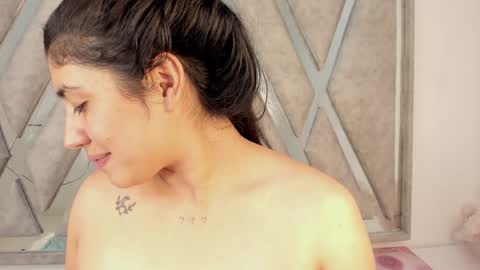 Danna Astrom online show from 01-19-25, 11:01