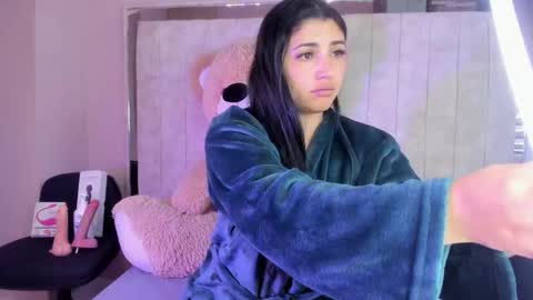 Danna Astrom online show from 10-15-25, 07:47