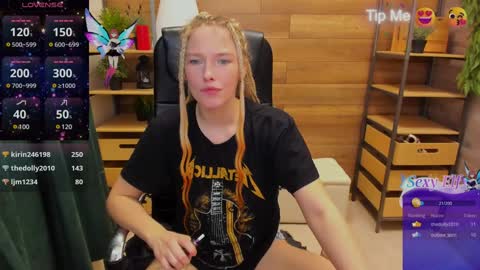 Snapshot of ghostly_temptation chatting on 01-26-25, 02:35 Sweety online show from 01-26-25, 02:35
