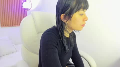 Milaa online show from 04-23-26, 11:53