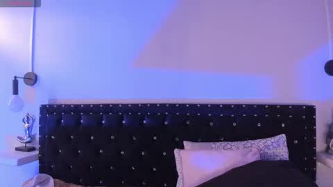 Allison  online show from 01-17-26, 01:05