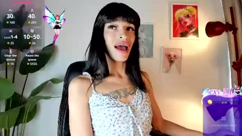 Snapshot of gia_demiee chatting on 06-17-26, 01:12 Gia Please help me with your thumbs up its important online show from 06-17-26, 01:12