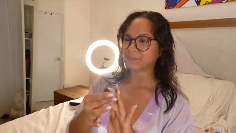 Snapshot of giablue20 chatting on 06-08-26, 02:23 Gianella online show from 06-08-26, 02:23