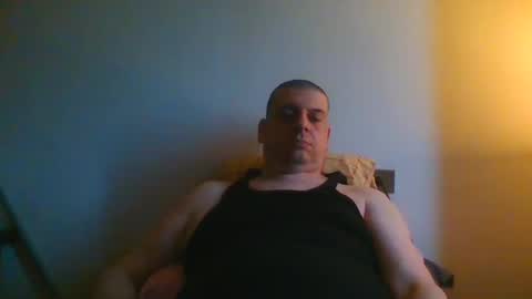 Snapshot of giaco1982 chatting on 03-09-25, 10:41 samuel online show from 03-09-25, 10:41