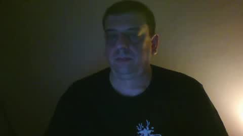 Snapshot of giaco1982 chatting on 10-19-25, 04:02 samuel online show from 10-19-25, 04:02