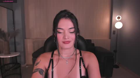 Gia Ferrera online show from 01-08-25, 03:08