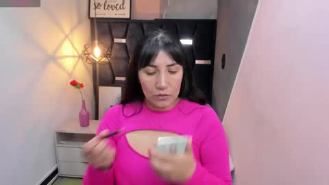 G I A  FOX online show from 11-06-25, 01:45