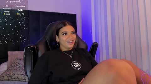 Gia  online show from 12-22-25, 06:16