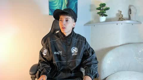 GIAN online show from 06-08-26, 11:21