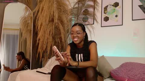 Gia  online show from 10-09-25, 07:12