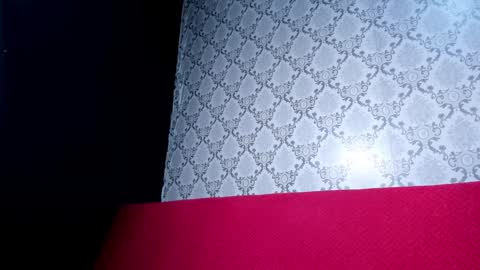 giannasue online show from 11-22-25, 04:22