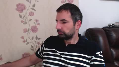 Gianni online show from 11-21-25, 10:03