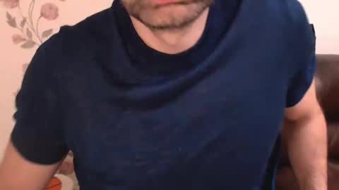 Gianni online show from 04-18-26, 03:38