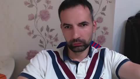 Snapshot of gianni_lion chatting on 06-12-26, 02:05 Gianni online show from 06-12-26, 02:05