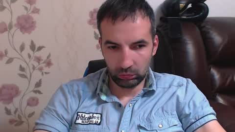 Snapshot of gianni_lion chatting on 07-11-26, 05:15 Gianni online show from 07-11-26, 05:15