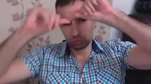Snapshot of gianni_lion chatting on 07-19-26, 01:37 Gianni online show from 07-19-26, 01:37