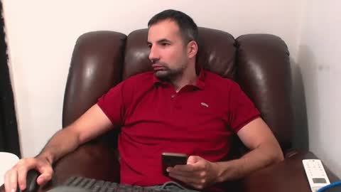 Snapshot of gianni_lion chatting on 08-06-26, 06:43 Gianni online show from 08-06-26, 06:43