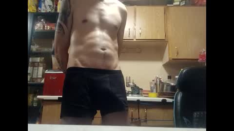 Snapshot of giantdick4u1991 chatting on 10-19-25, 06:58 giantdick4u1991 online show from 10-19-25, 06:58