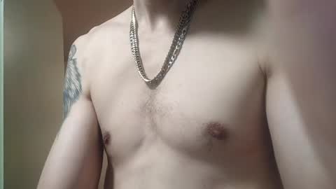 Snapshot of giantdick4u1991 chatting on 06-15-26, 01:30 giantdick4u1991 online show from 06-15-26, 01:30