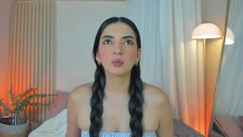 Snapshot of giarousse_ chatting on 07-30-26, 03:16 Gia online show from 07-30-26, 03:16