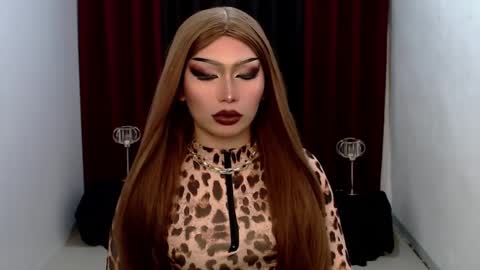 Gia X online show from 01-08-25, 05:37