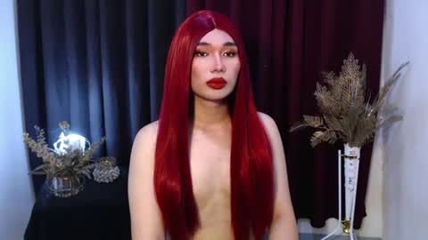 Snapshot of giaxxx01 chatting on 08-09-26, 09:03 Gia X online show from 08-09-26, 09:03