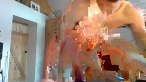 Snapshot of gib_xou chatting on 10-01-25, 03:40 gib_xou online show from 10-01-25, 03:40