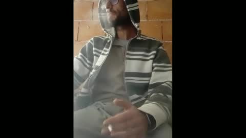 Snapshot of gicobest chatting on 03-03-25, 01:20 Corrado online show from 03-03-25, 01:20