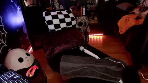 Snapshot of gigglemethis22 chatting on 01-11-25, 12:01 Giggles online show from 01-11-25, 12:01