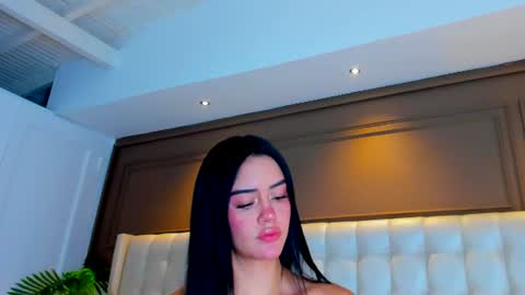 Snapshot of gigi_wilden chatting on 06-26-26, 11:14 gigi wilden online show from 06-26-26, 11:14