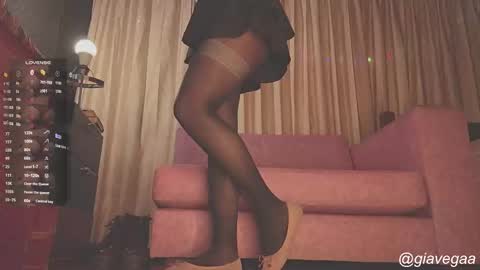 Gigi independet model P online show from 11-28-25, 06:43