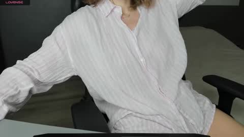 gigihadd online show from 12-01-25, 11:15