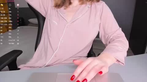 gigihadd online show from 03-08-26, 06:44