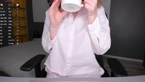 gigihadd online show from 04-01-26, 04:59