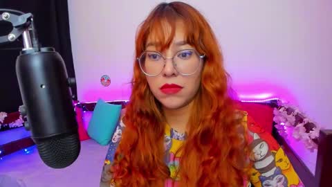 Snapshot of gigimooon chatting on 09-17-25, 02:13 gigimooon online show from 09-17-25, 02:13