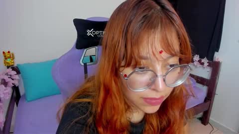 Snapshot of gigimooon chatting on 10-30-25, 01:40 gigimooon online show from 10-30-25, 01:40