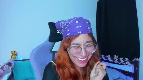 Snapshot of gigimooon chatting on 11-05-25, 01:49 gigimooon online show from 11-05-25, 01:49