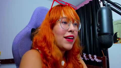 Snapshot of gigimooon chatting on 02-05-26, 01:54 gigimooon online show from 02-05-26, 01:54