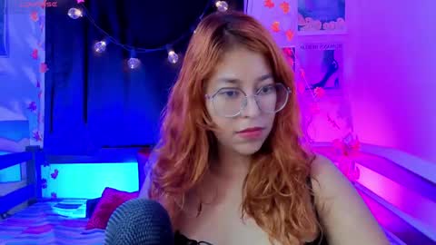 Snapshot of gigimooon chatting on 05-13-26, 11:11 gigimooon online show from 05-13-26, 11:11