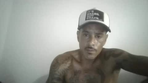 Snapshot of gigio492495 chatting on 03-15-26, 12:05 gigio492495 online show from 03-15-26, 12:05