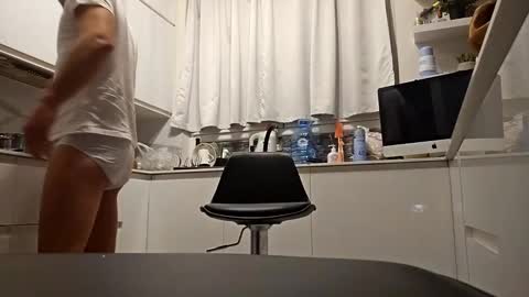 gigis111 online show from 02-05-25, 01:47