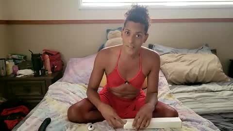 Gigi online show from 06-19-26, 05:50