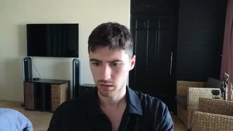 Snapshot of gilbertogonzales chatting on 11-05-25, 02:22 gilbertogonzales online show from 11-05-25, 02:22