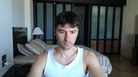 gilbertogonzales online show from 11-30-25, 03:10