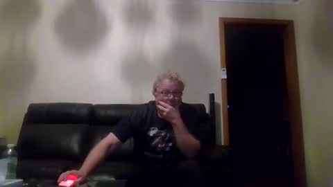 gimmmieoooo online show from 04-04-26, 11:08