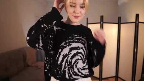 Gin online show from 11-14-25, 06:34